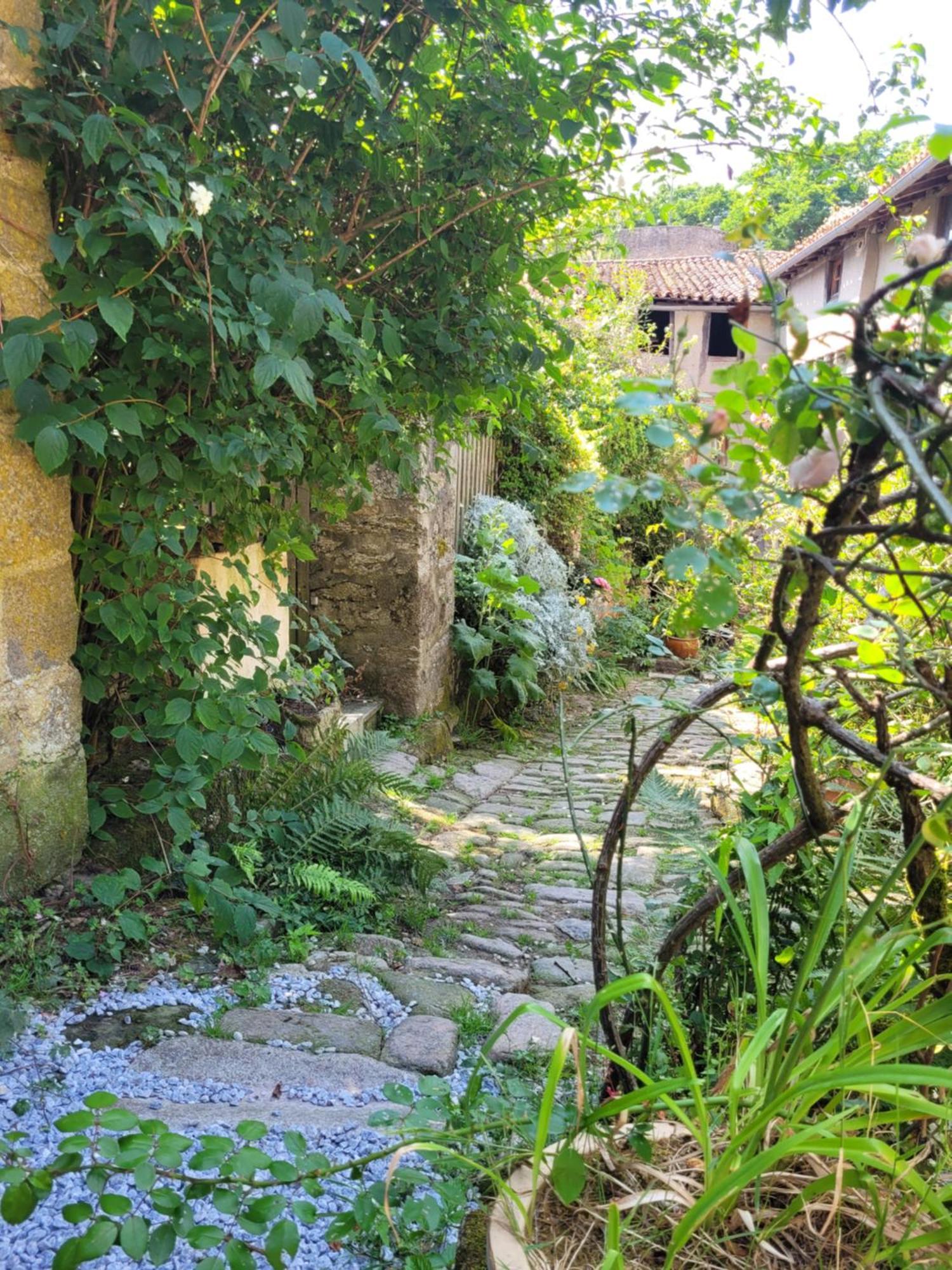 La Cressonniere Bed and Breakfast Parthenay Δωμάτιο φωτογραφία